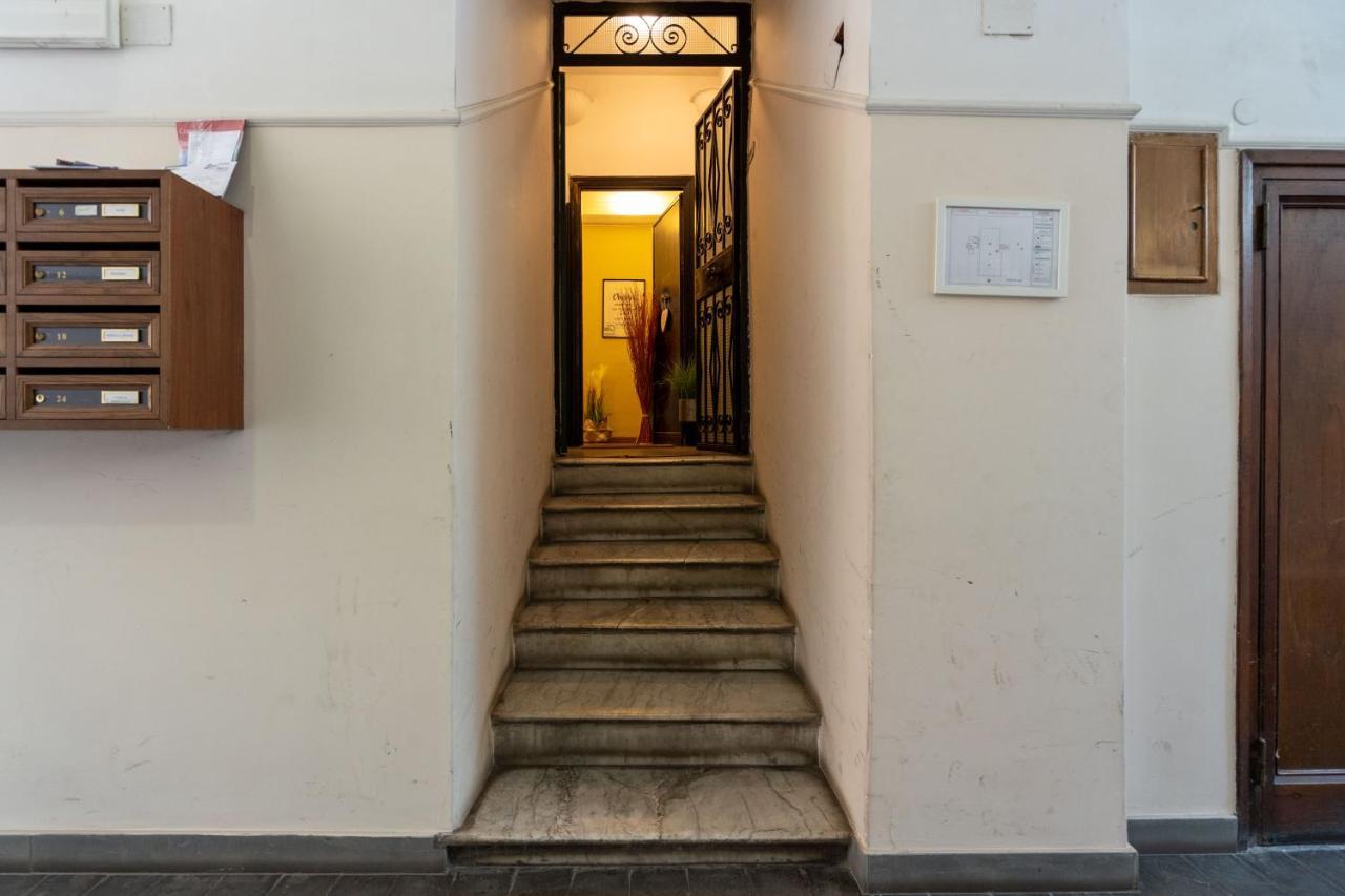 Colosseo Ohana Suite Intero Appartamento Open Space Рим Екстер'єр фото