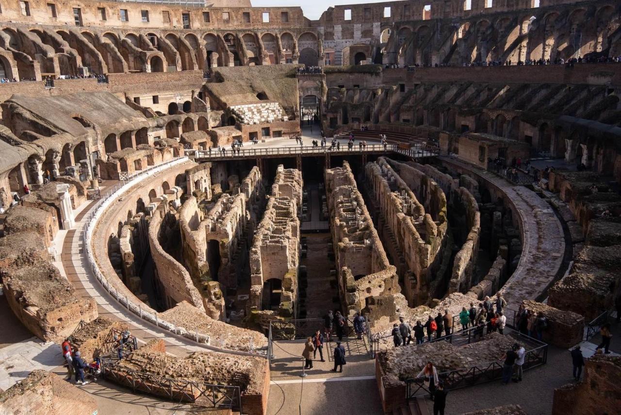 Colosseo Ohana Suite Intero Appartamento Open Space Рим Екстер'єр фото